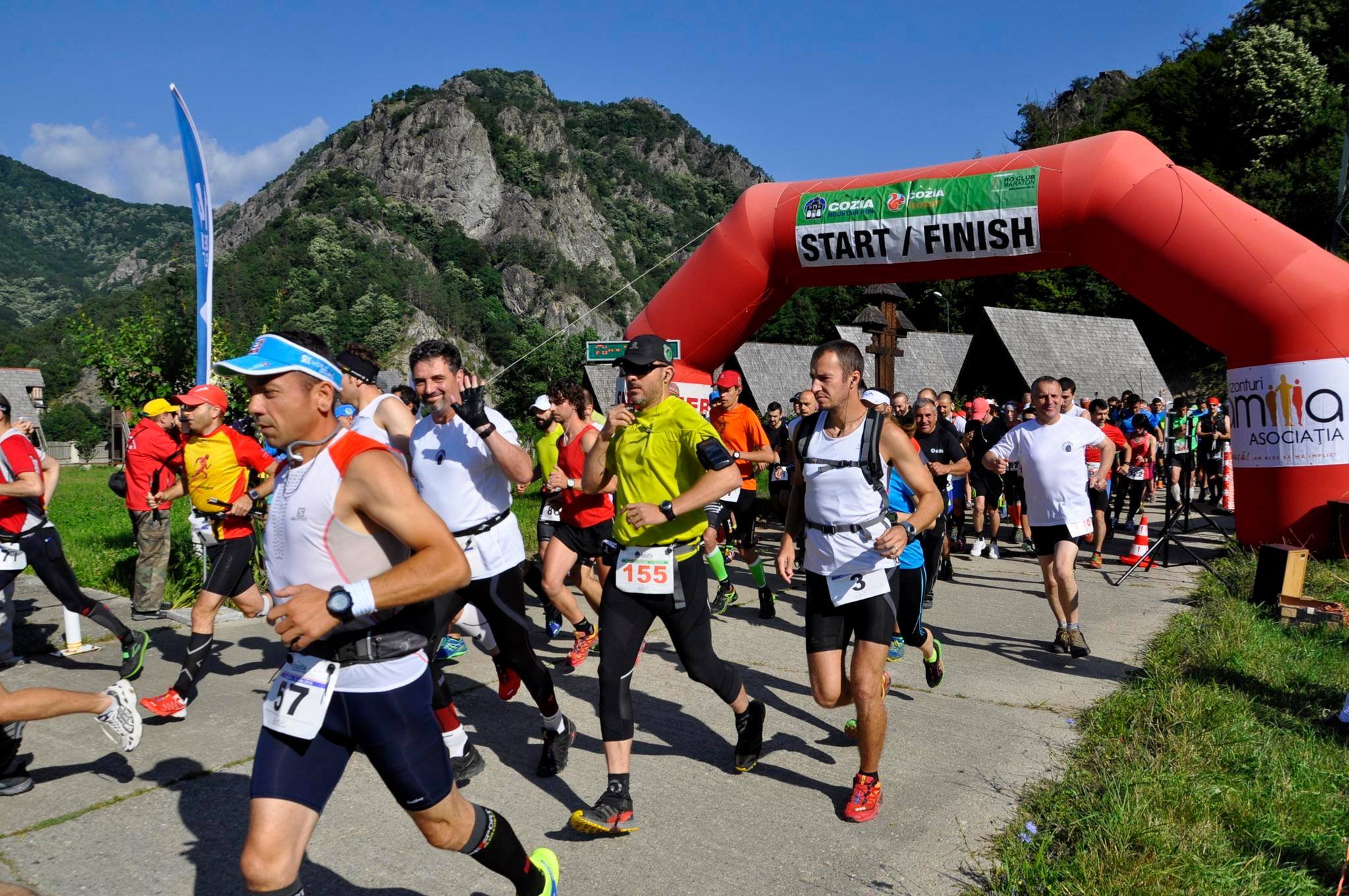 Cozia Mountain Run 2014 - la start