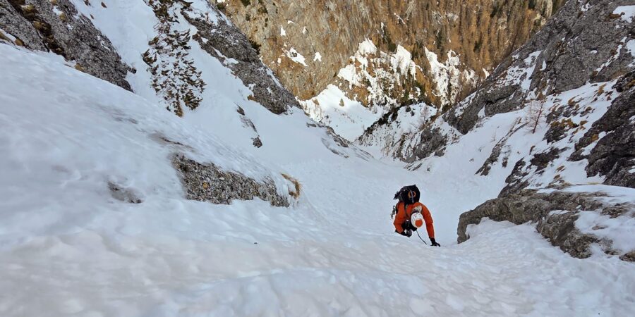 Croco pe o ultimă porțiune verticală cu gheață